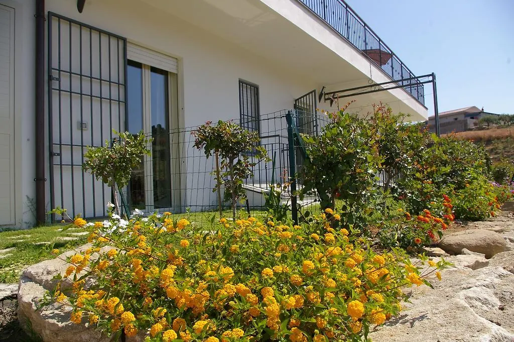 Tatil Evi Casa Del Poggio Barone - Limone Villa Rodi